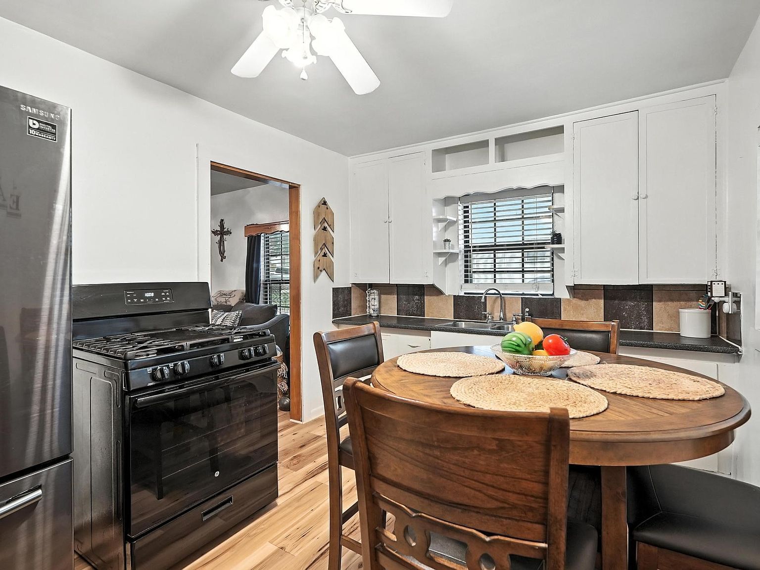 907 Bowie St Sweetwater, TX 79556 | Single Family