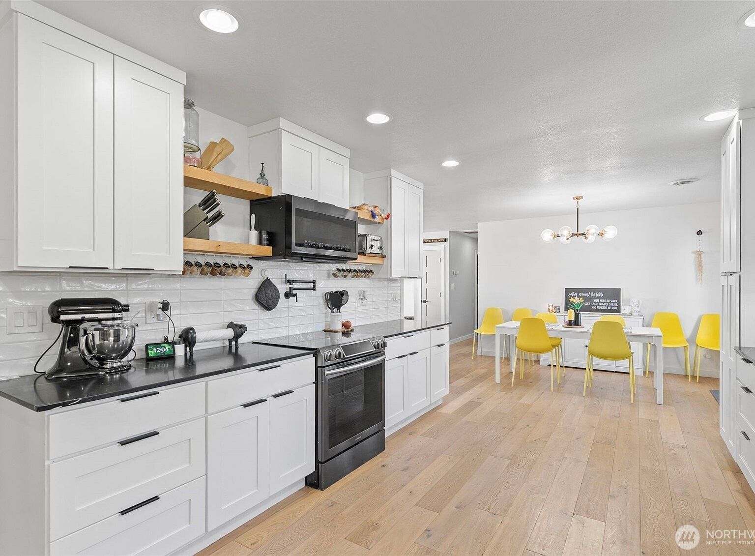 1315 Midland St Longview, WA 98632  | Single Family