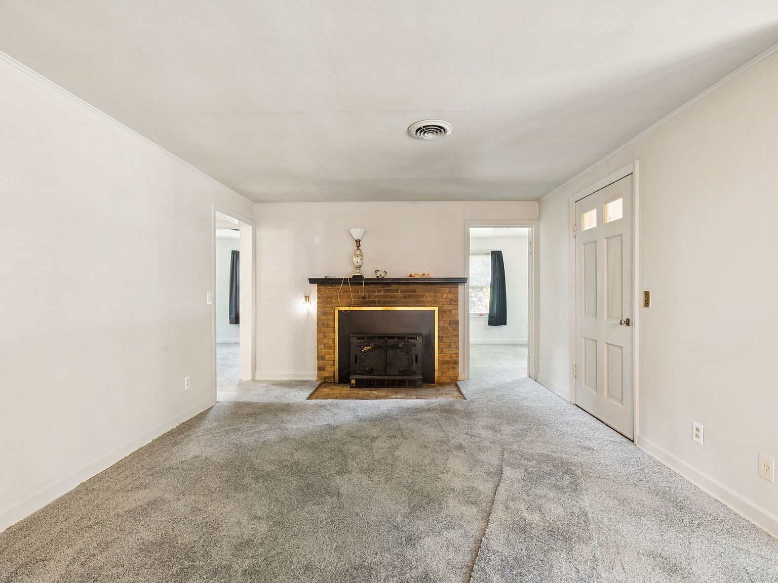 109 S Hummingbird Ln Dickson, TN 37055  | Single Family