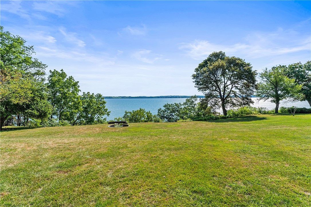 789 S Main St Geneva, NY 14456  | Single Family