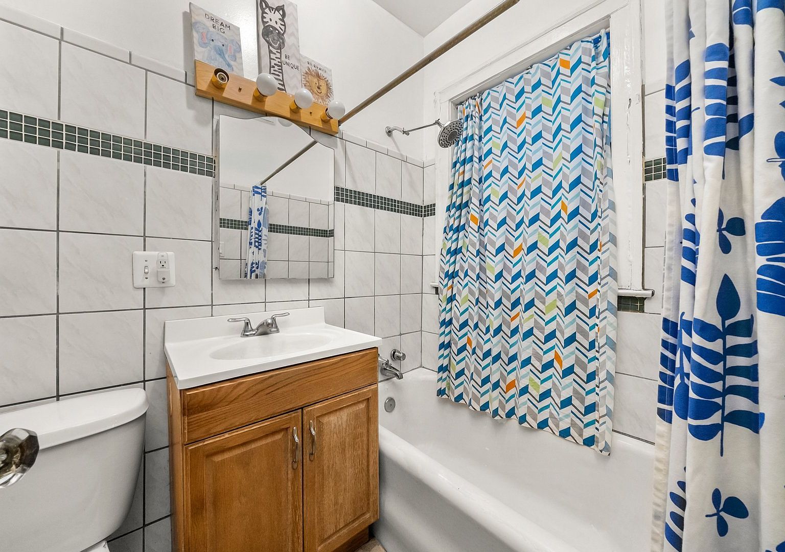 (undisclosed Address) Chicago, IL 60649  | Multi Family