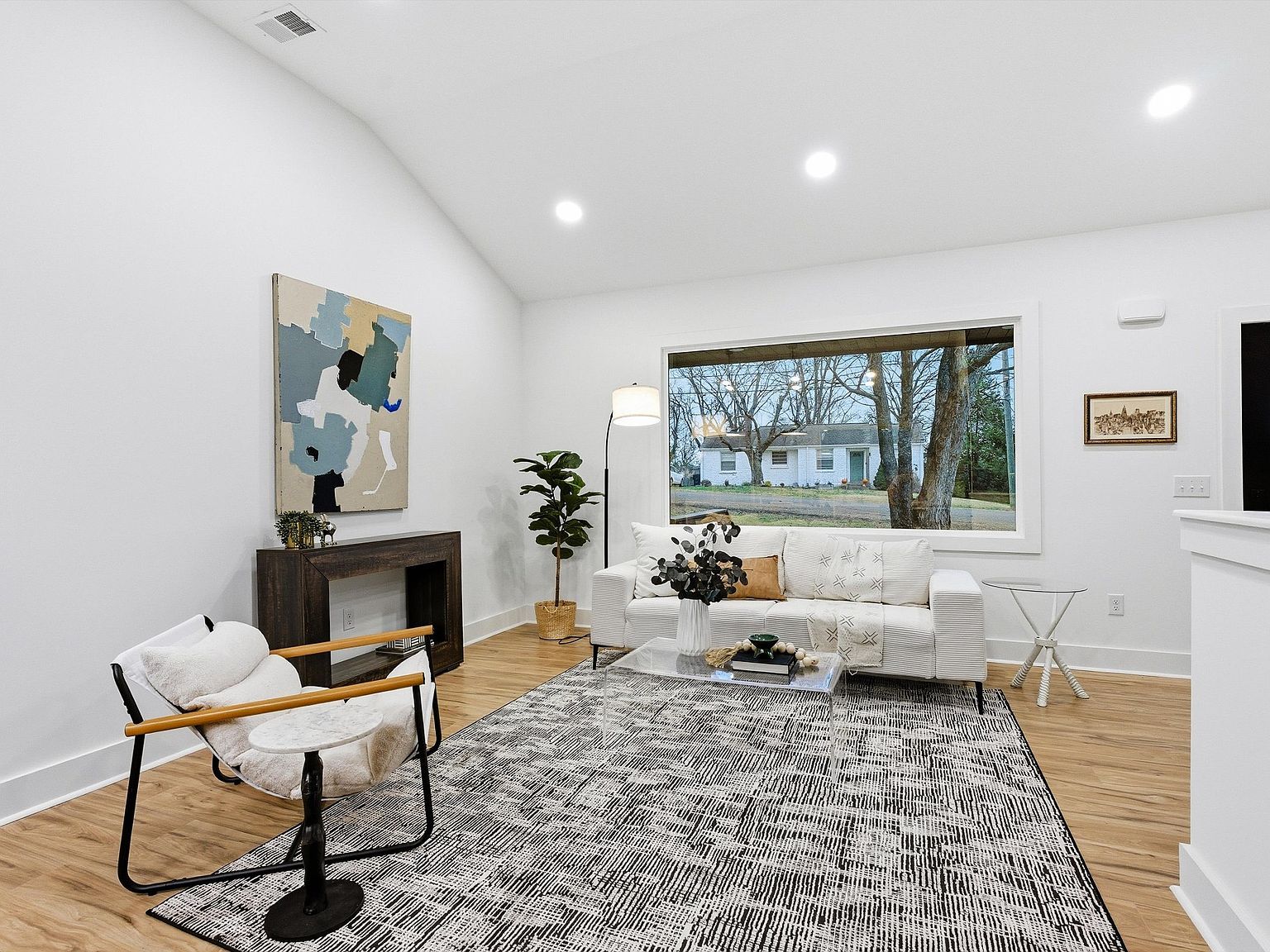 2505 Shadow Ln Nashville, TN 37216  | Single Family