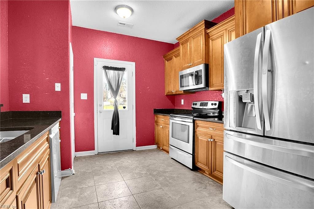 5003 Clifton St Chesapeake, VA 23321 | Single Family