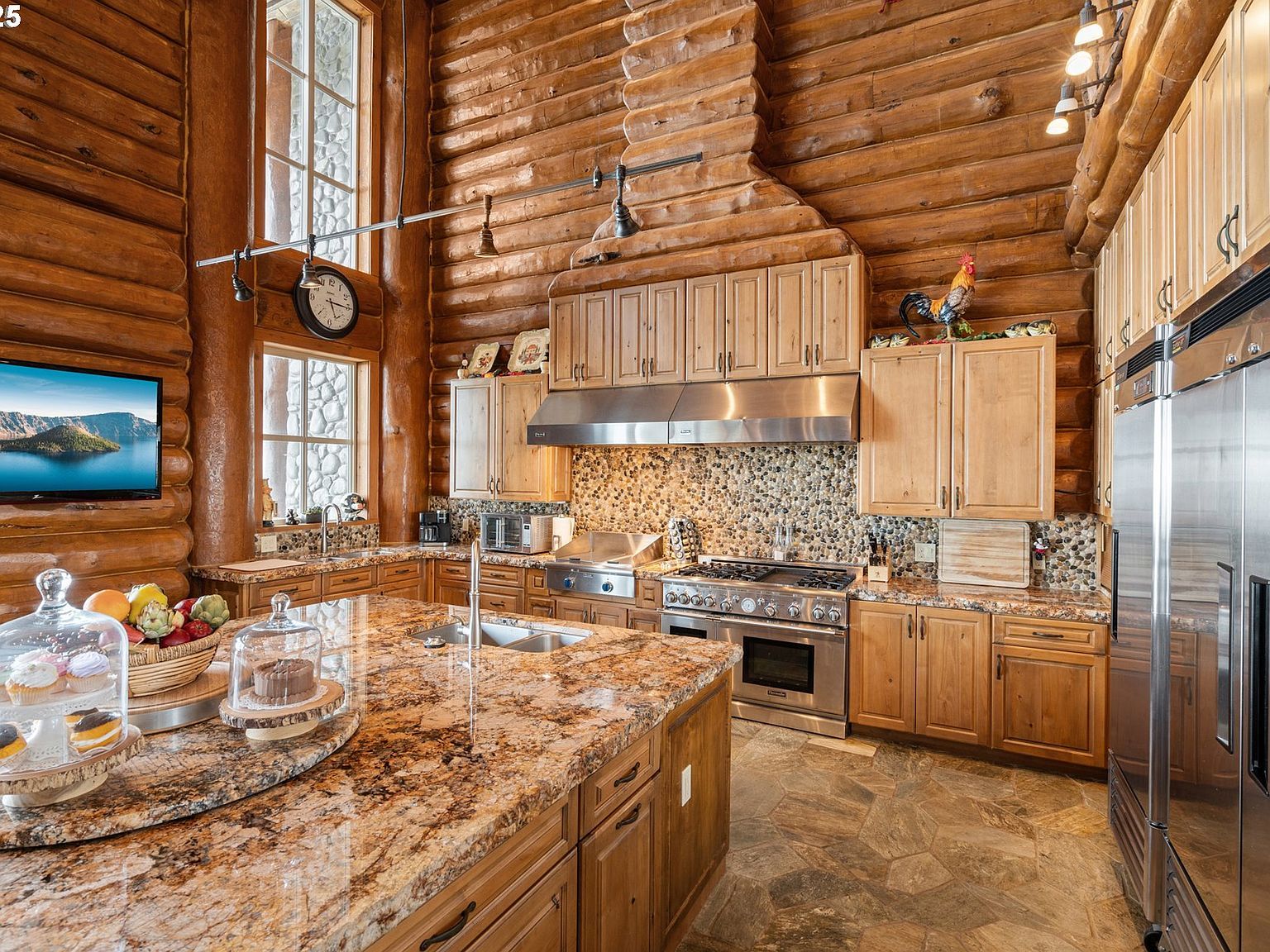 35400 Highway 101 Gold Beach, OR 97444  | Single Family