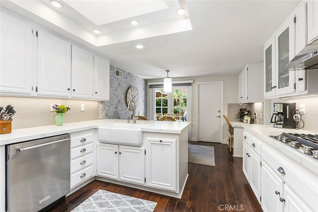 30 Jetty Dr Corona Del Mar, CA 92625 | Single Family