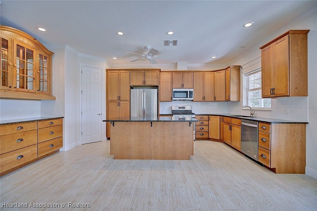 9236 Placid Lakes Blvd Lake Placid, FL 33852 | Single Family