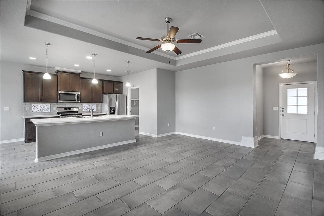 9529 Sedalia Trl Corpus Christi, TX 78410  | Single Family