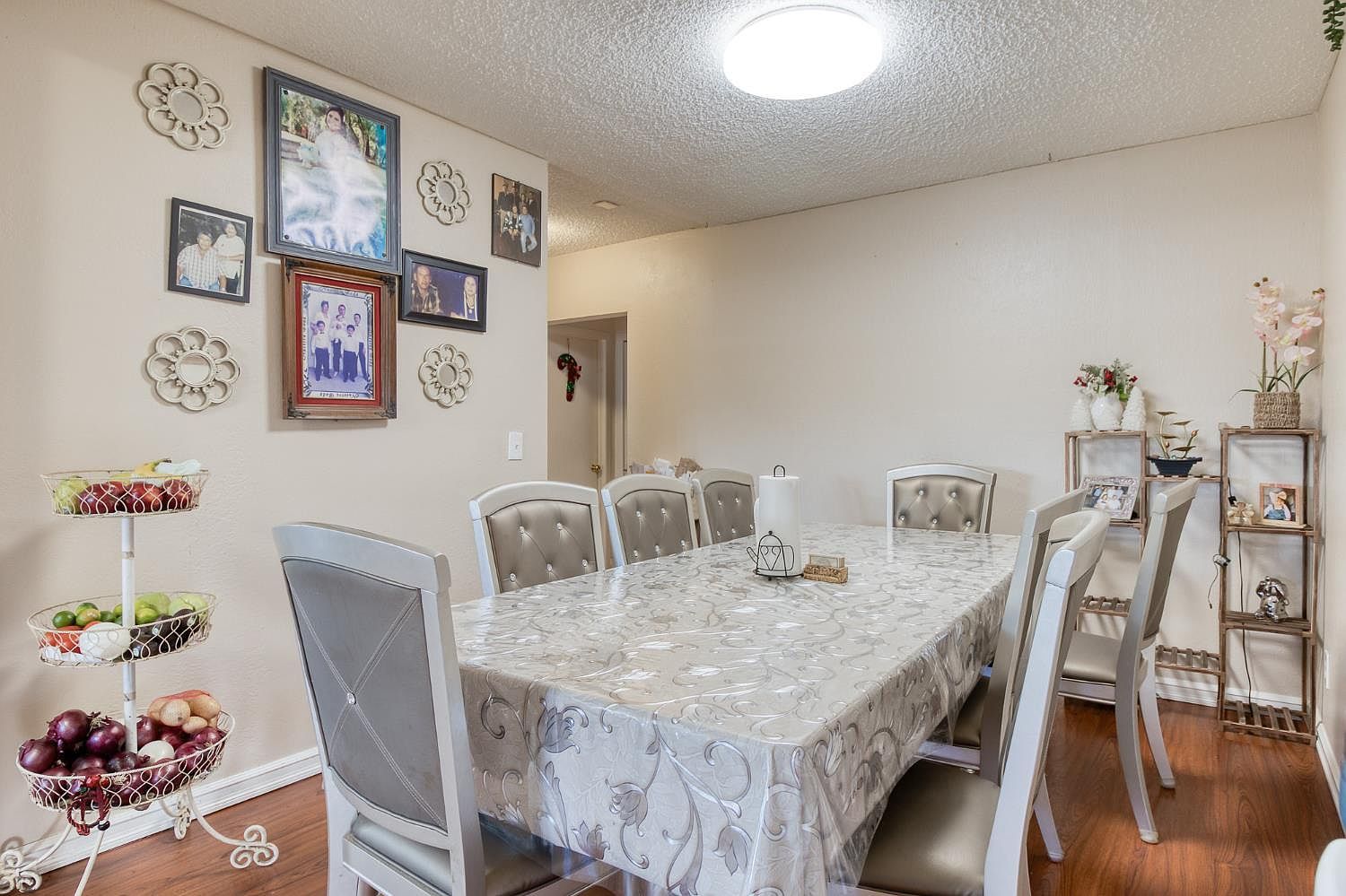 13301 Bentley St Waterford, CA 95386  | Single Family