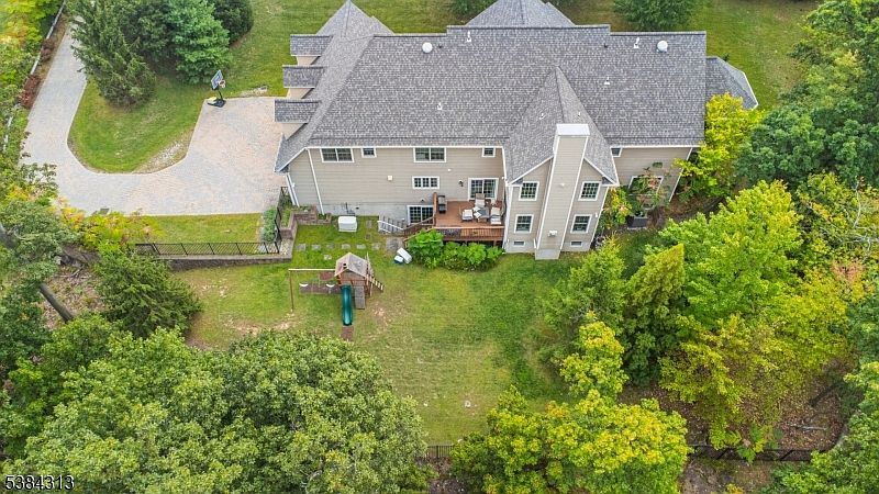 68 Eileen Dr Cedar Grove, NJ 07009  | Single Family