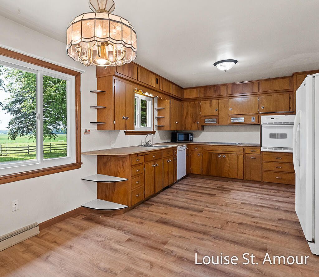 10341 Whitbeck Rd Montague, MI 49437  | Single Family