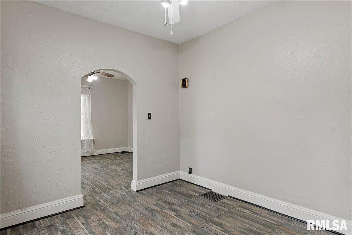 1601 S Glenwood Ave Springfield, IL 62704  | Single Family