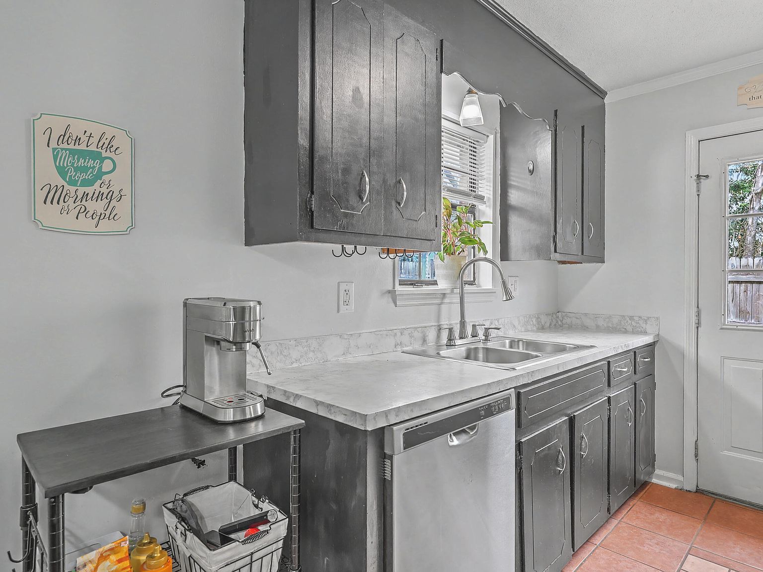 113 Pine Ct Summerville, SC 29486  | Single Family