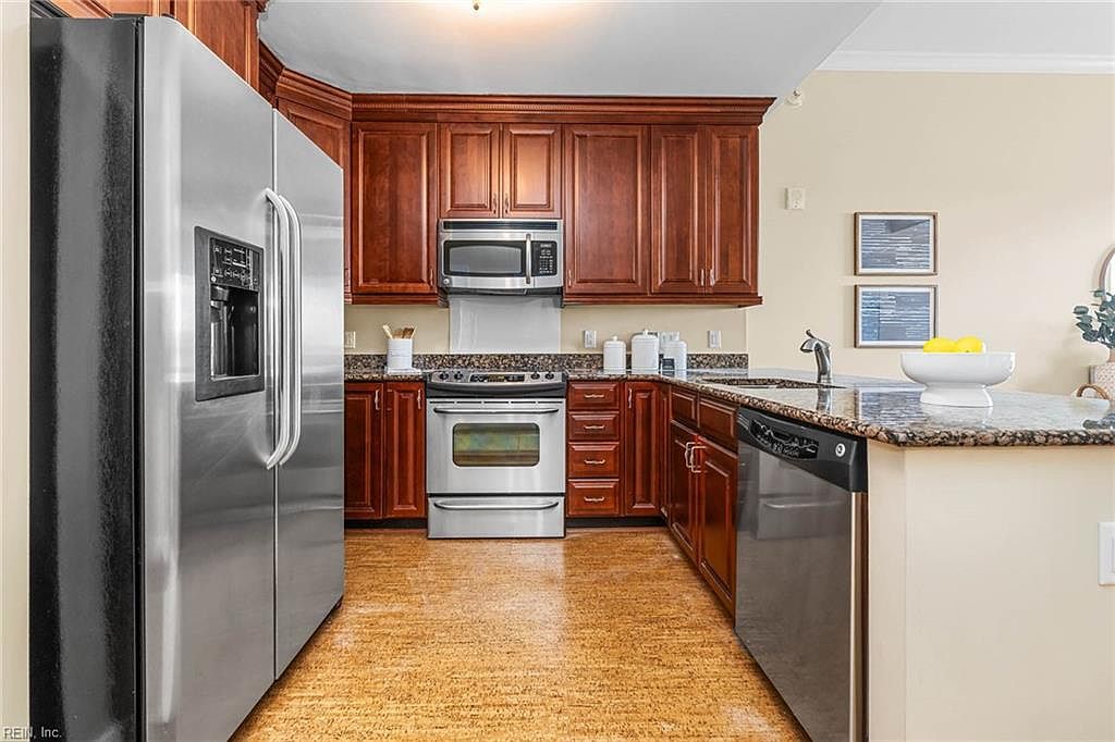 4545 Commerce St UNIT 1706 Virginia Beach, VA 23462  | Condominium