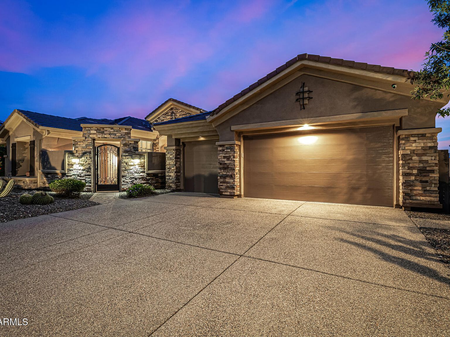 41907 N Spy Glass Dr Phoenix, AZ 85086 | Single Family