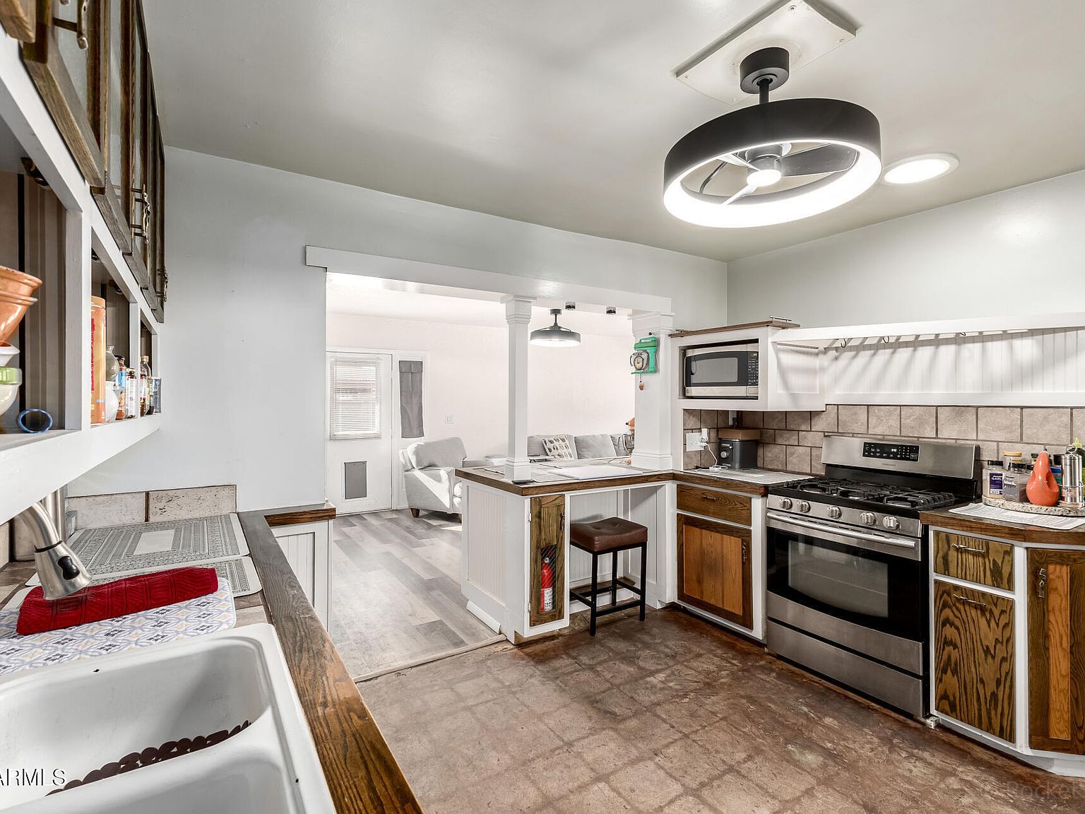 8042 N 28th Ave Phoenix, AZ 85051  | Single Family