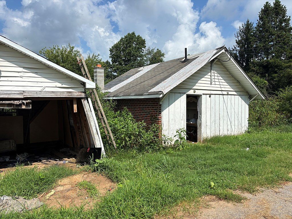 144 Cascade Rd Cascade, VA 24069 | Single Family