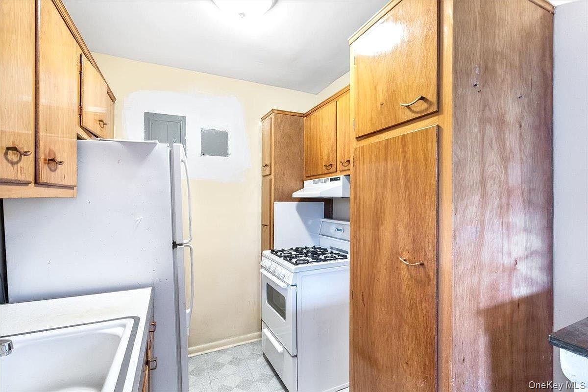 99-99 94th Ave #L5 South Richmond Hill, NY 11419 | Condominium