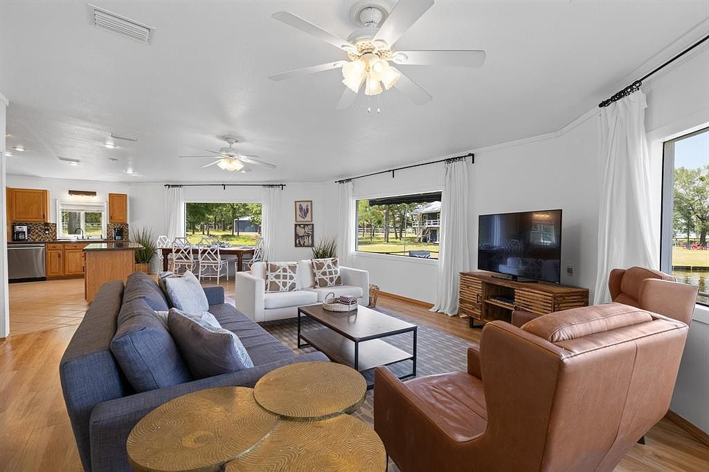 20559 Red Bud Ct Thornton, TX 76687  | Single Family