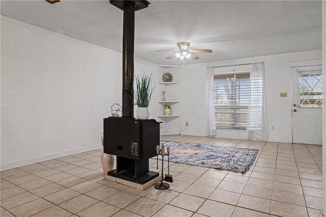 130 Lago Dr Sandia, TX 78383  | Single Family