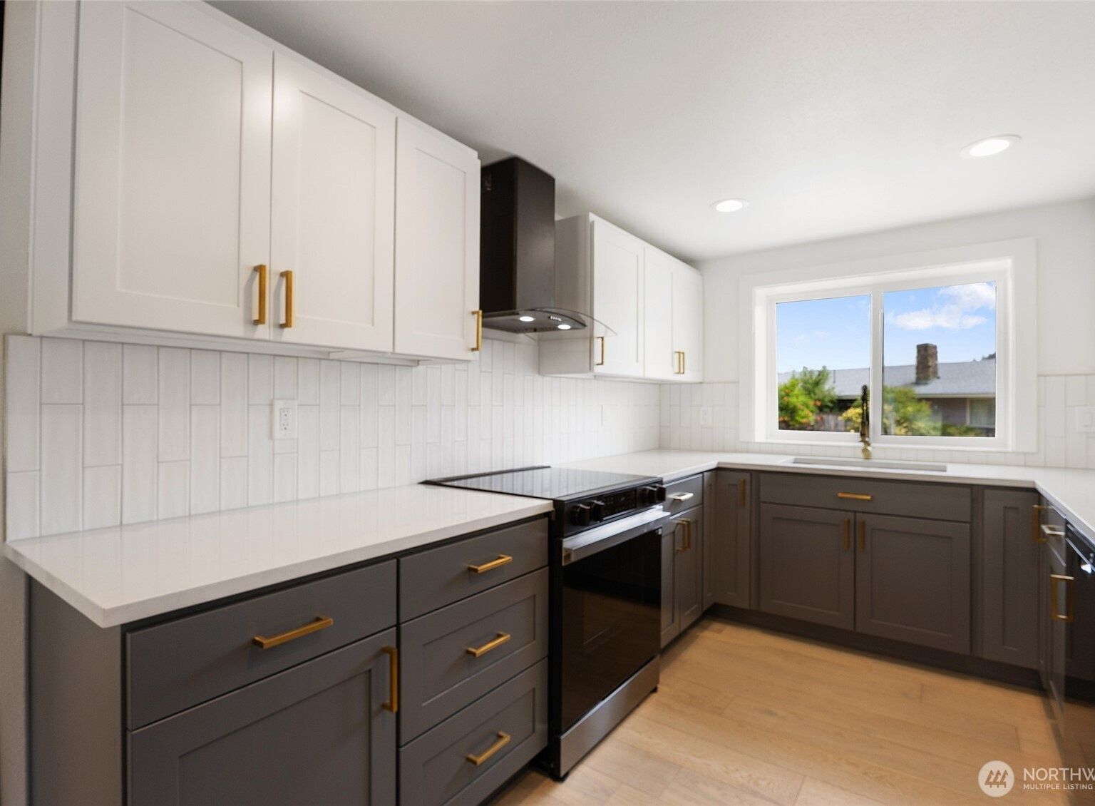 77 Diamond St Electric City, WA 99123  | Single Family