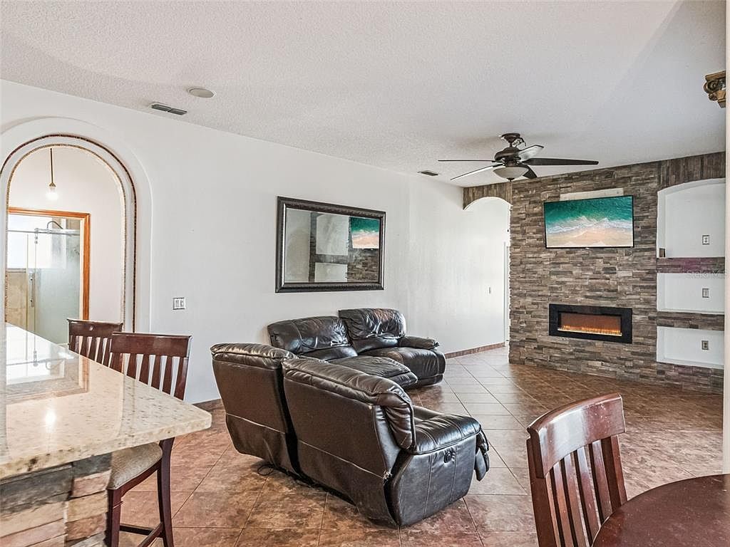 9101 Lake Coventry Ct Gotha, FL 34734  | Single Family