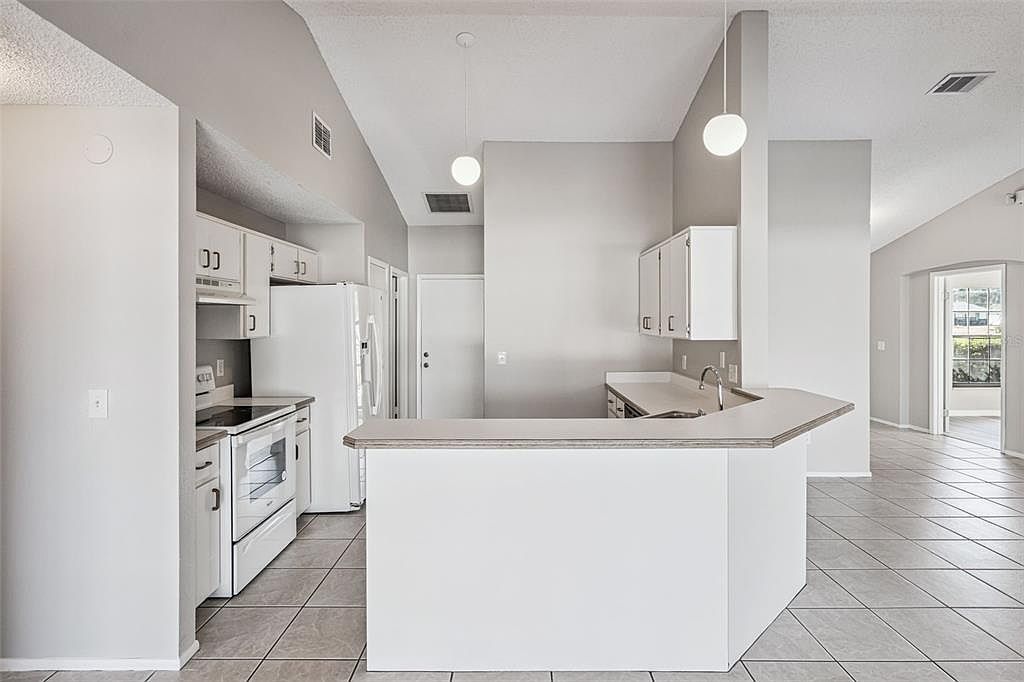 1004 Karen Ridge Ct Kissimmee, FL 34747 | Single Family