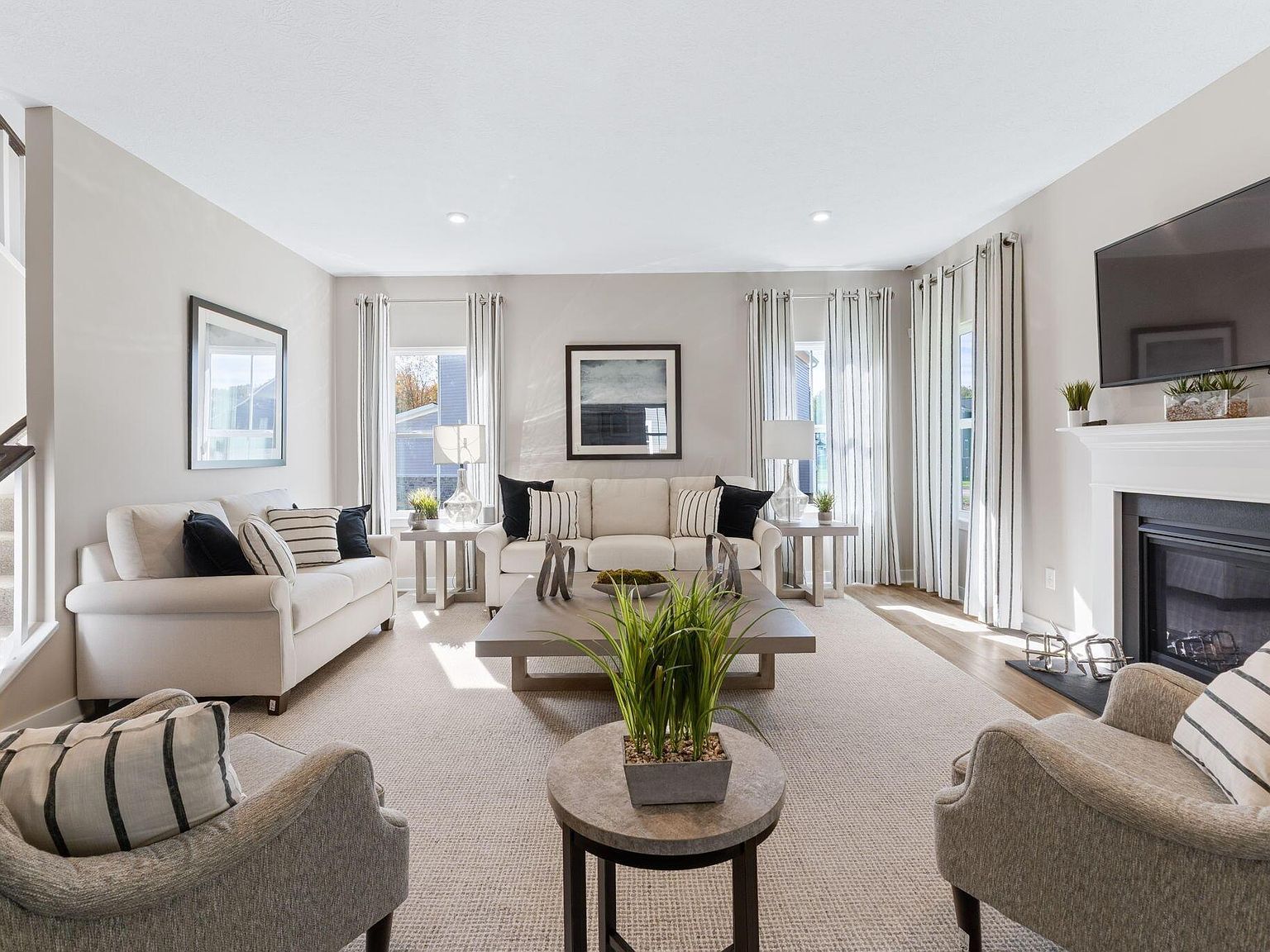 581 Pisa Loop Delaware, OH 43015 | Single Family