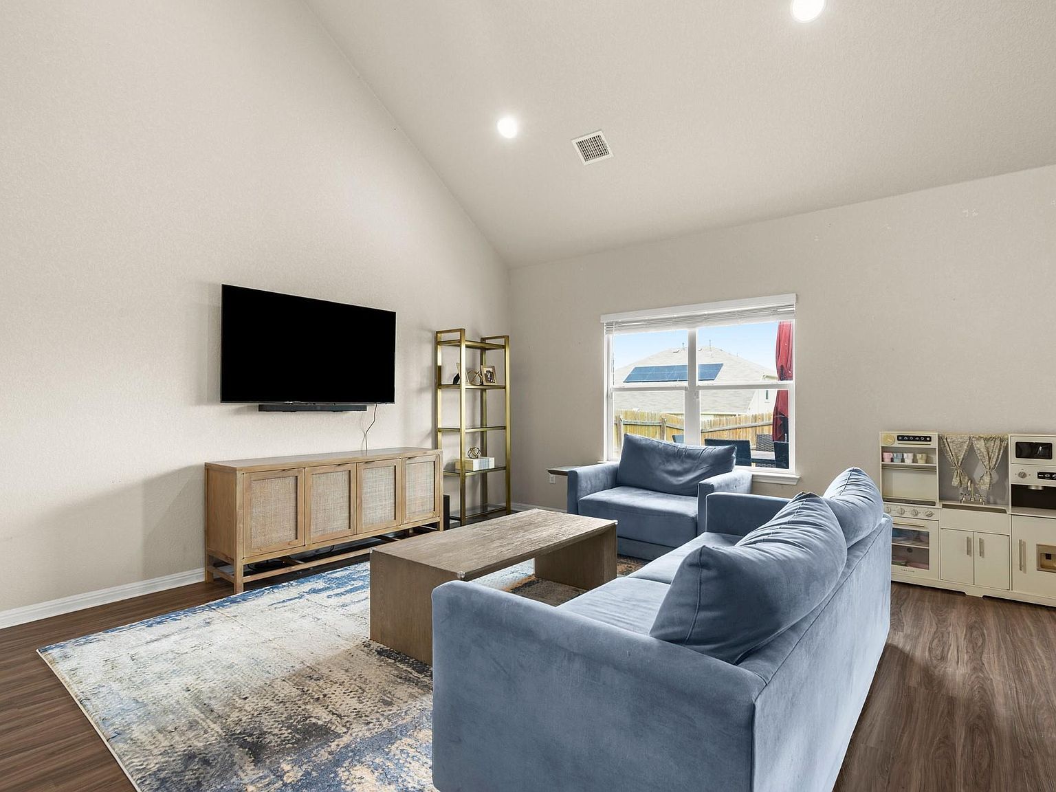 605 Dubina Ave Georgetown, TX 78626  | Single Family