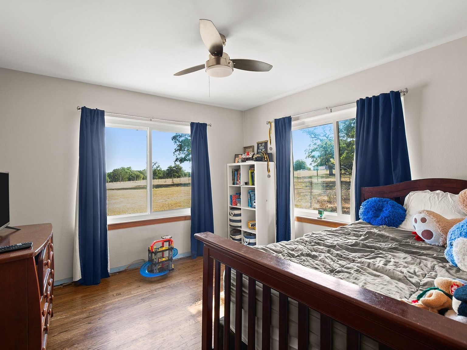 1099 Private Road 1061 Paige, TX 78659  | Single Family