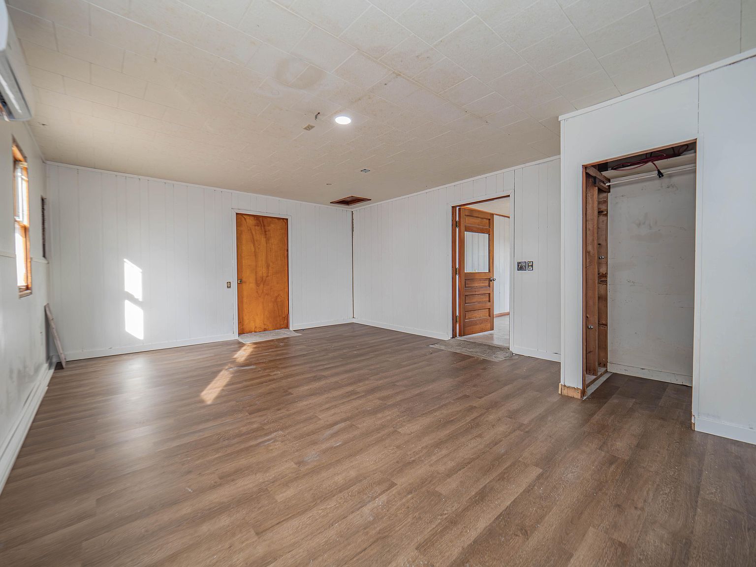 115 W Depot St Huntsville, MO 65259  | Single Family