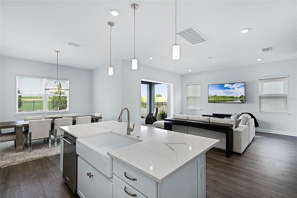 15734 Vetta Dr Montverde, FL 34756 | Single Family