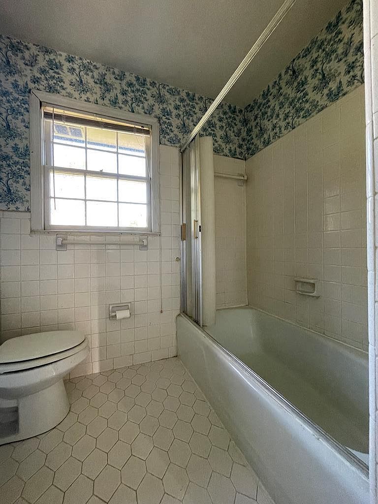 4016 N Oak Street Ext Valdosta, GA 31605 | Single Family