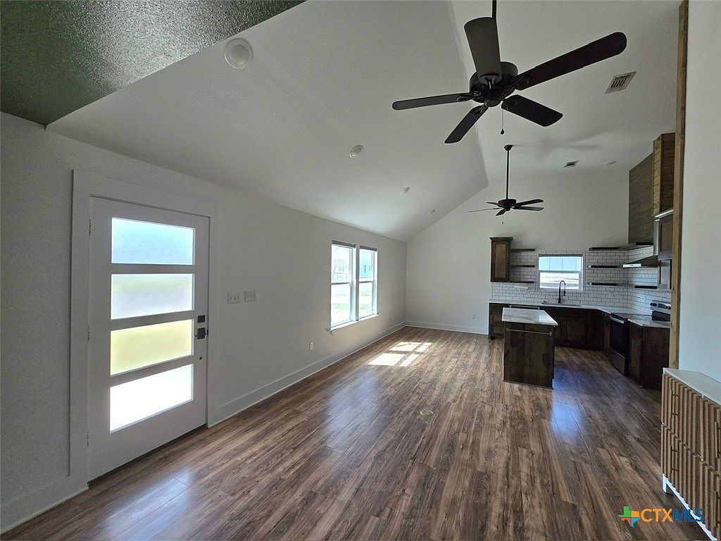 1005 Bridge St Lampasas, TX 76550  | Single Family