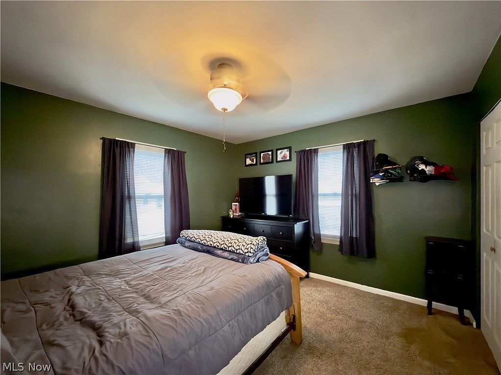 205 40th St Vienna, WV 26105  | Single Family