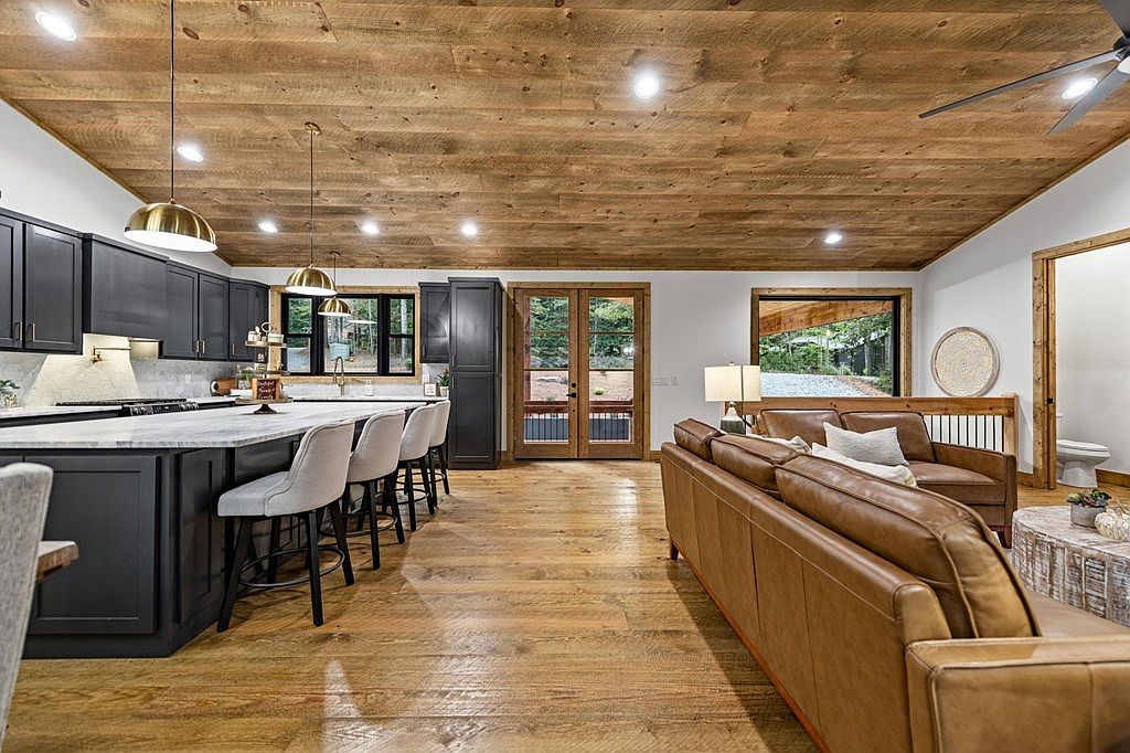 LOT 40 Lees Ride McCaysville, GA 30555  | Single Family