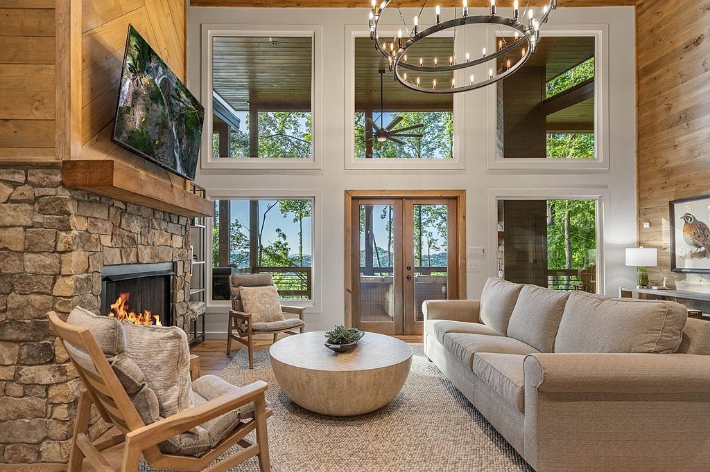 55 Grand Vista Dr Blue Ridge, GA 30513  | Single Family