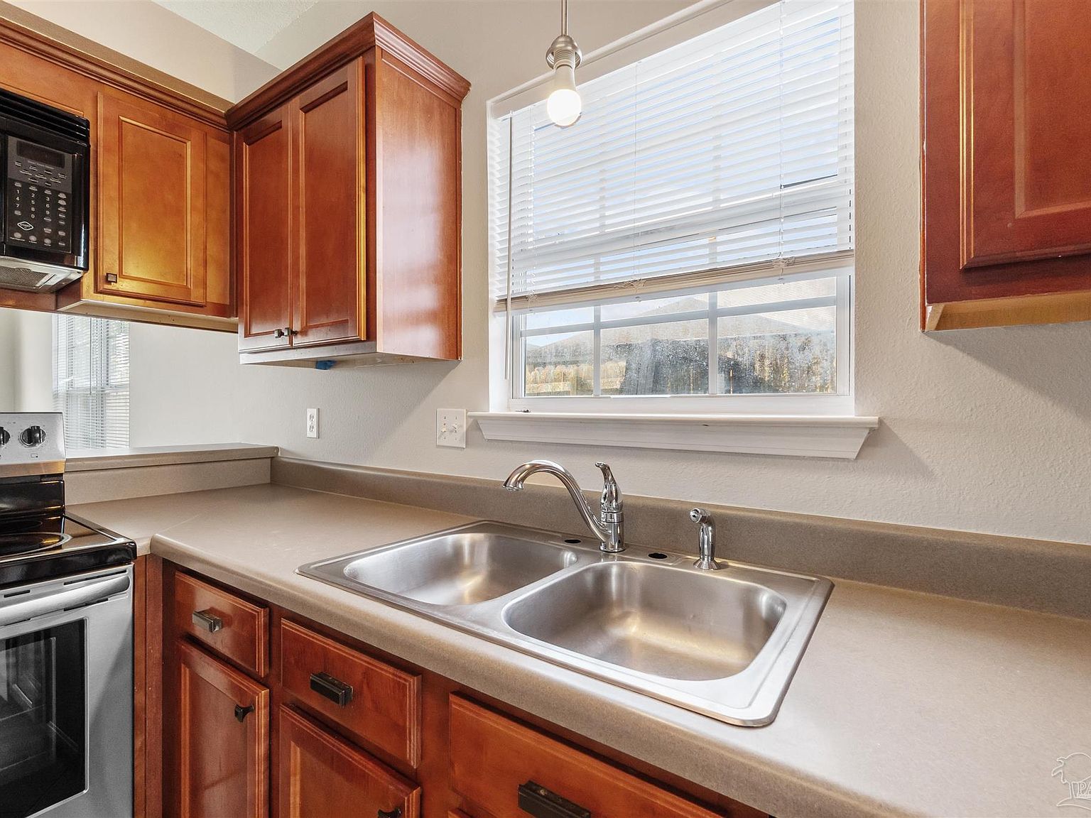 1944 Crosscreek Cir Gulf Breeze, FL 32563 | Single Family