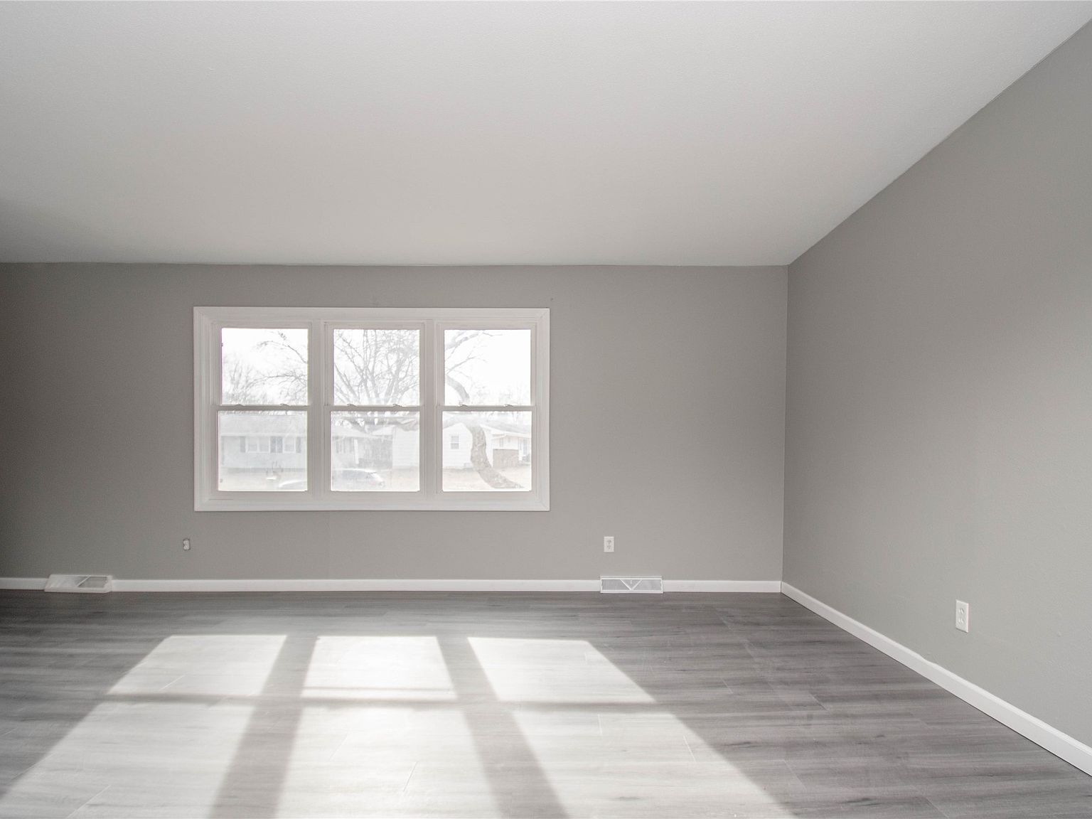 195 Gray Ave Waukee, IA 50263 | Single Family