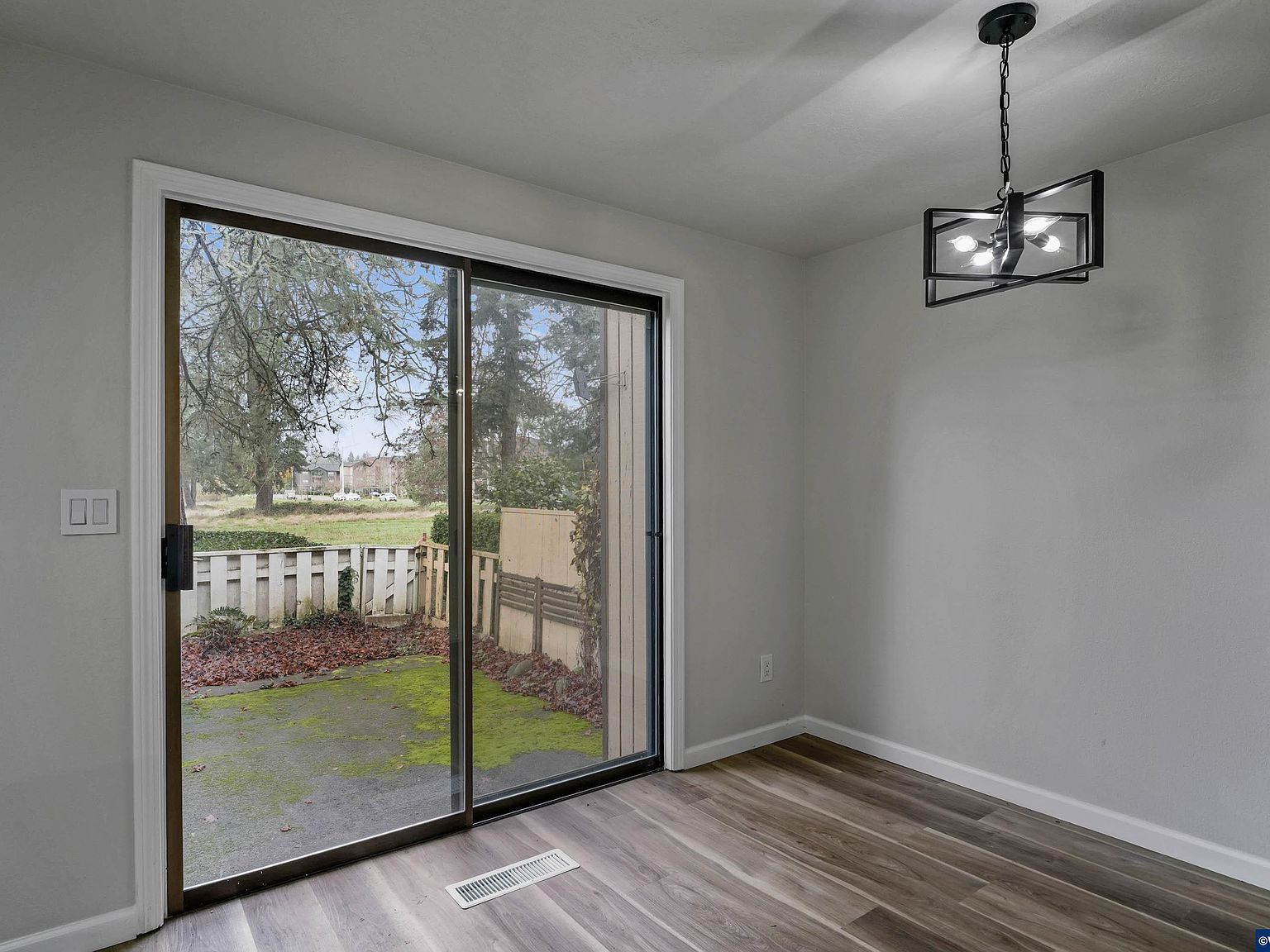 6315 Fairway Ave SE Salem, OR 97306  | Condominium