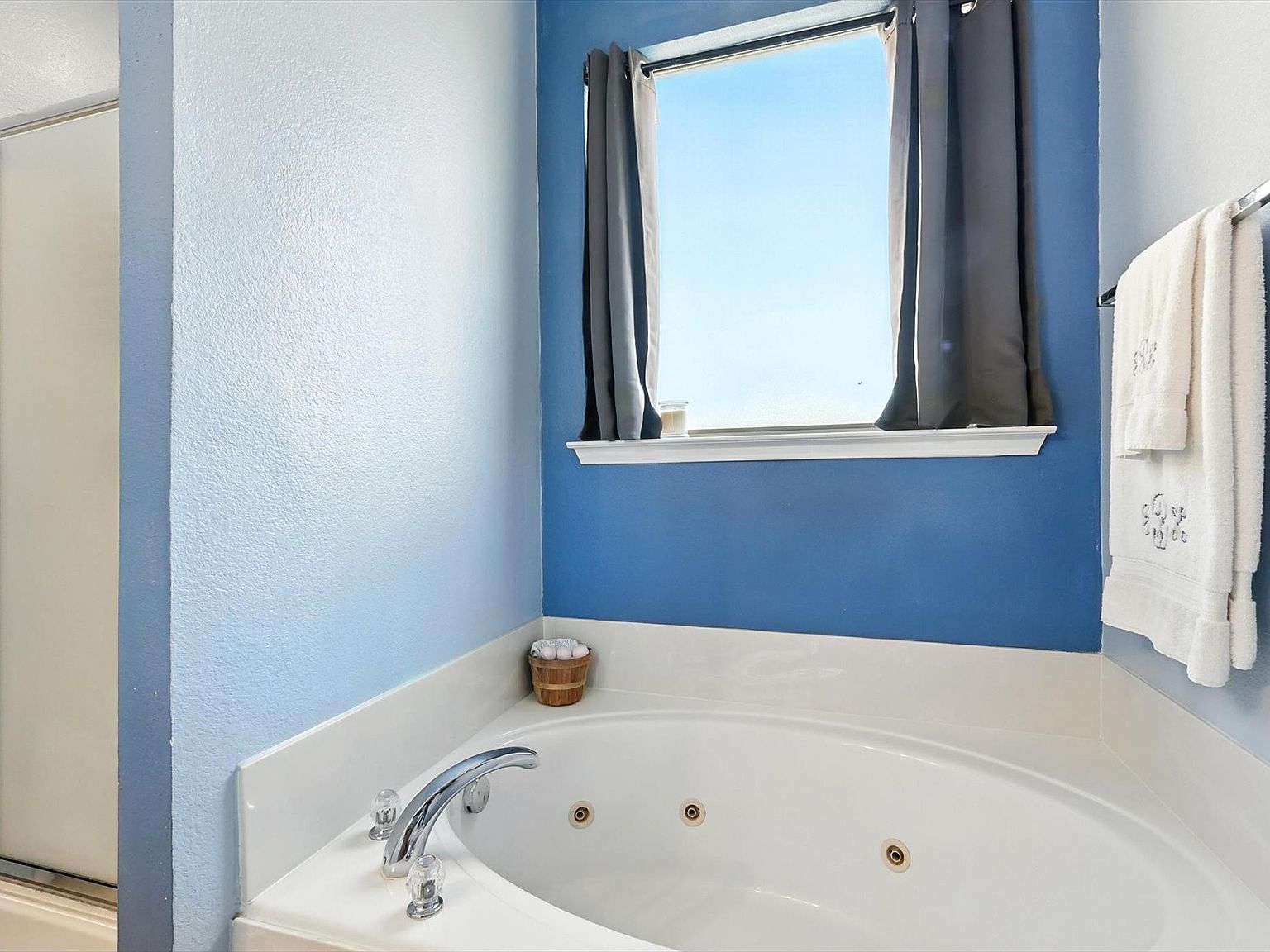 356 Turquoise Dr Fort Worth, TX 76131  | Single Family