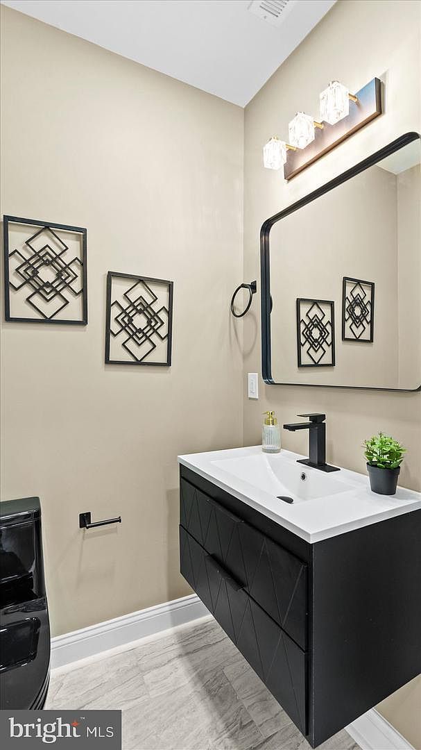 3400 Cotwood Pl Baltimore, MD 21215  | Single Family