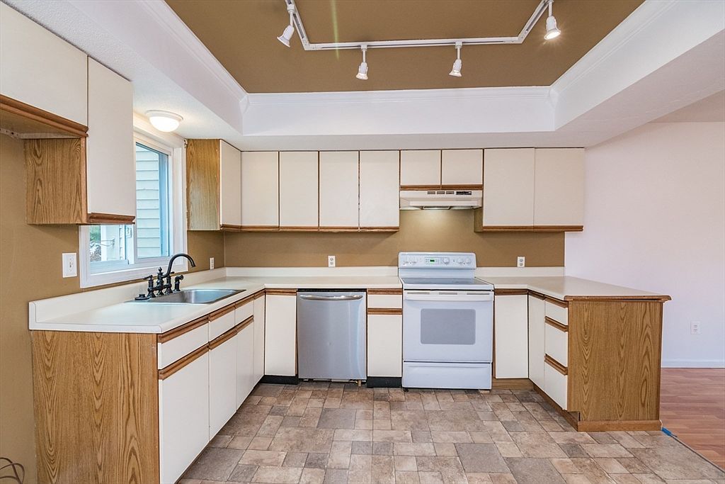 1430 Russell Rd APT 35 Westfield, MA 01085  | New build