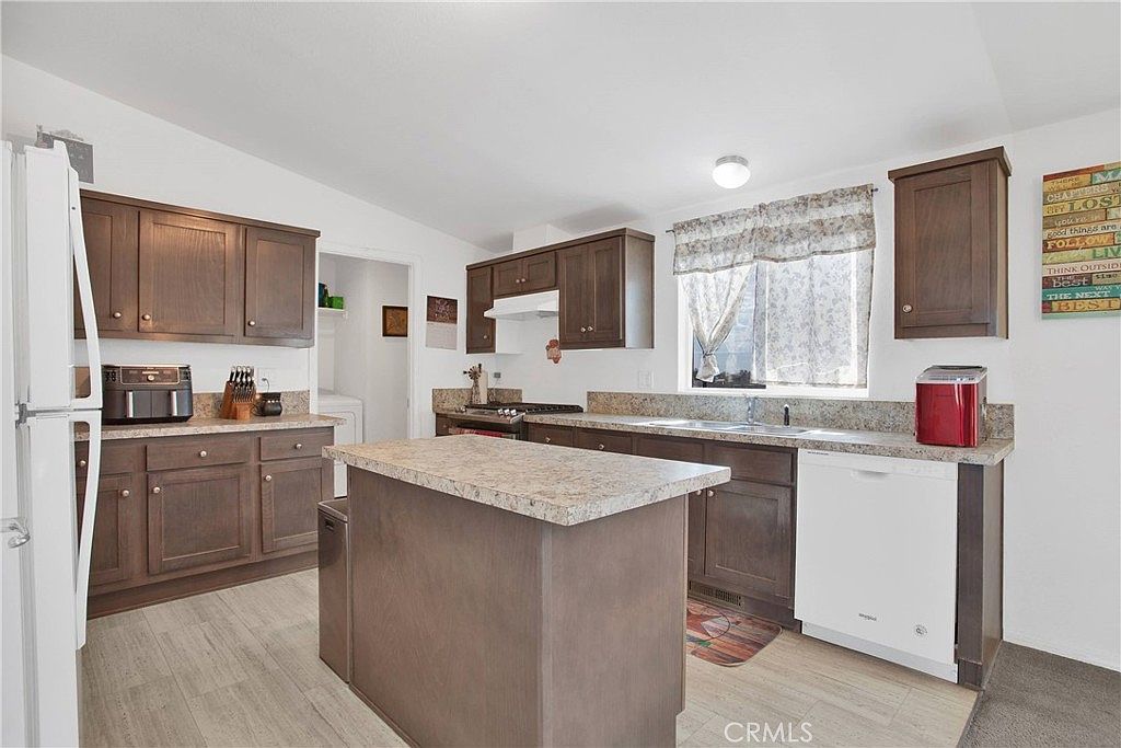 11573 Azure View Rd Pinon Hills, CA 92372  | New build