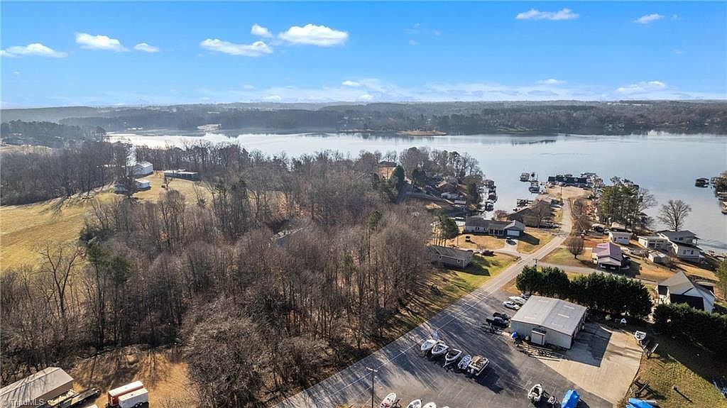 15 Mull Dr Taylorsville, NC 28681 | Single Family