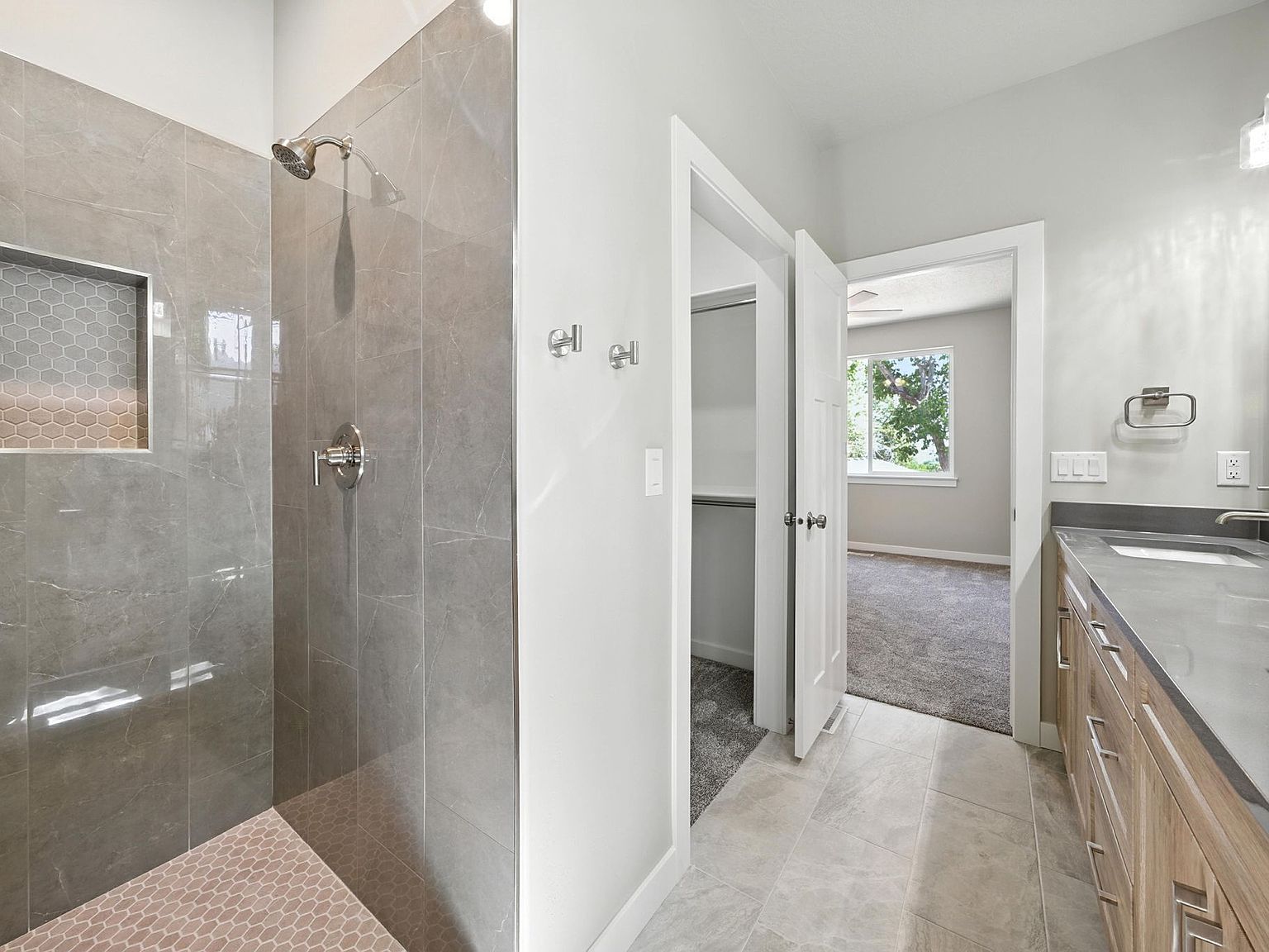 552 E 41st St Ogden, UT 84403  | Single Family