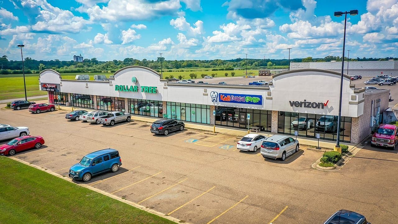 1716 S 4th St Nashville, AR 71852 | Single Family