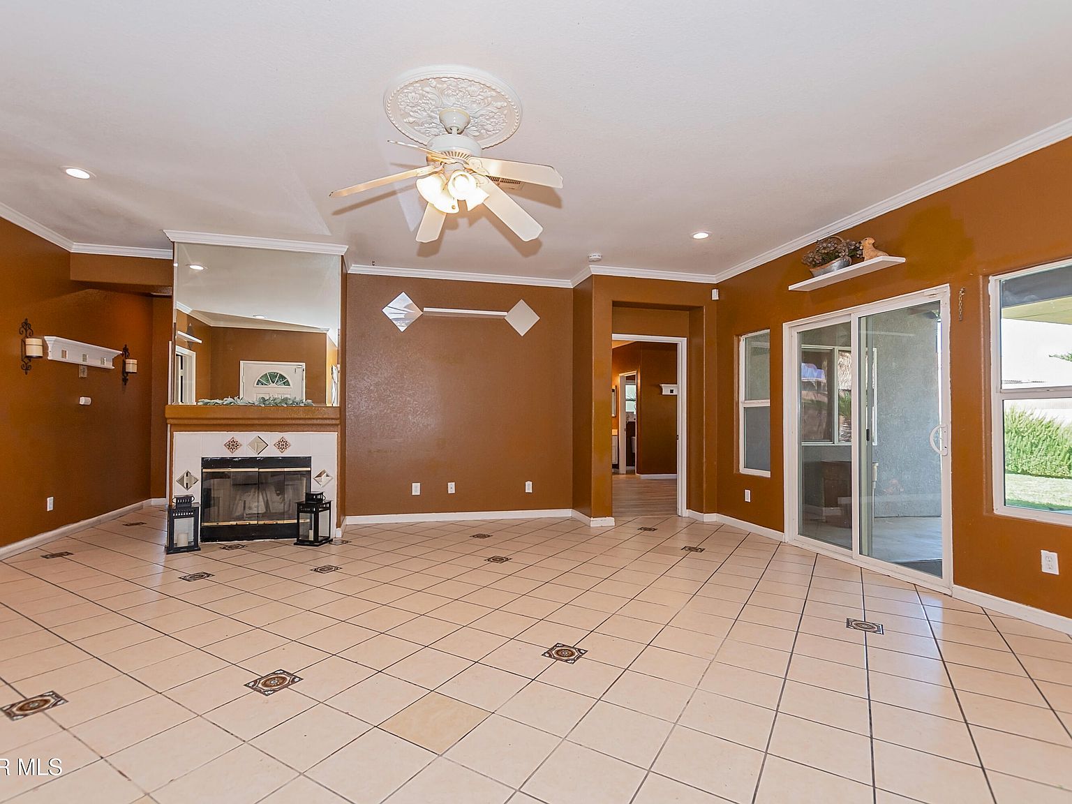 43963 Glenraven Rd Lancaster, CA 93535  | Single Family