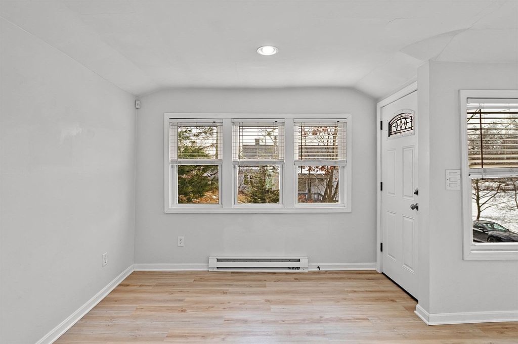 93 Sweetwater St Saugus, MA 01906 | Single Family