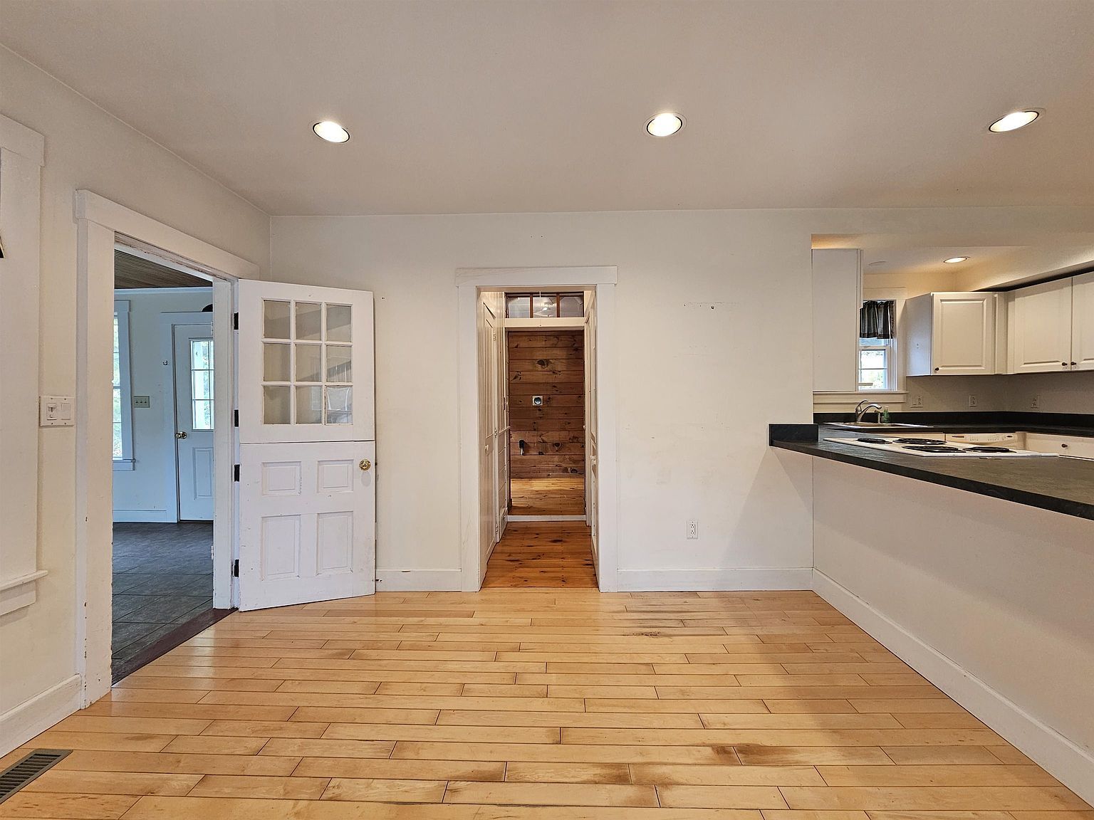 628 Townshend Rd Grafton, VT 05146  | Single Family