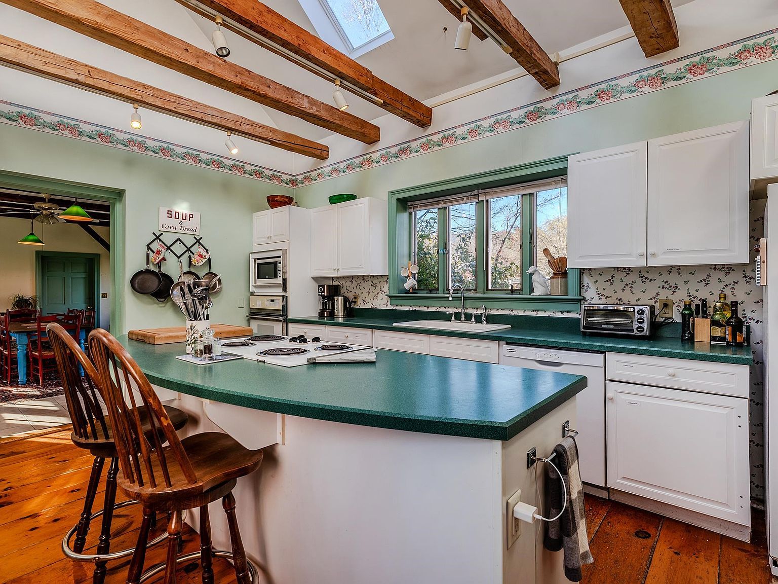 514 1st Ave Chester, VT 05143 | Single Family